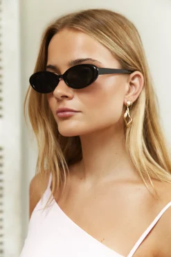 Capri Sunglasses Black