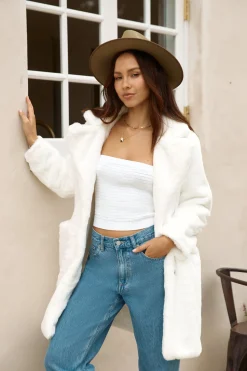 Fuzzy Feeling Coat White