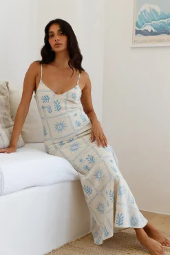 Gleaming Gaze Maxi Dress Blue