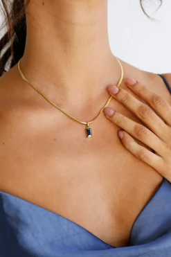 18k Gold Plated Looking Glass Necklace Black