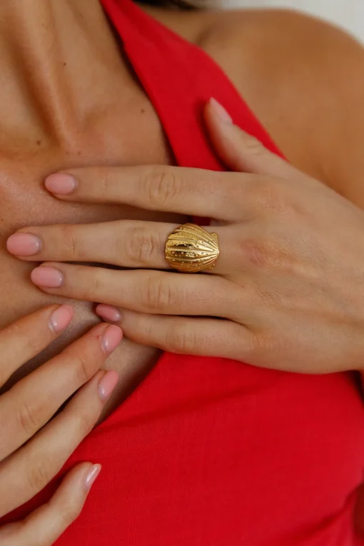 18K Gold Plated Shimmering Treasure Ring Gold