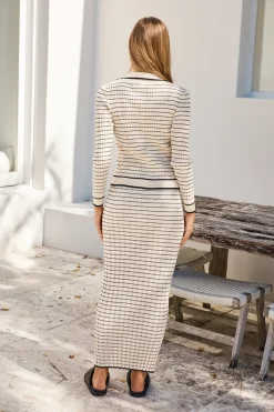 Manhattan Moment Knit Top Beige