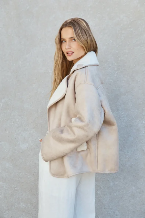 Morning Coffee Jacket Tan