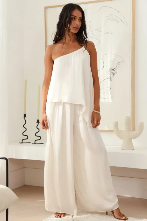Moving In Crop Top White