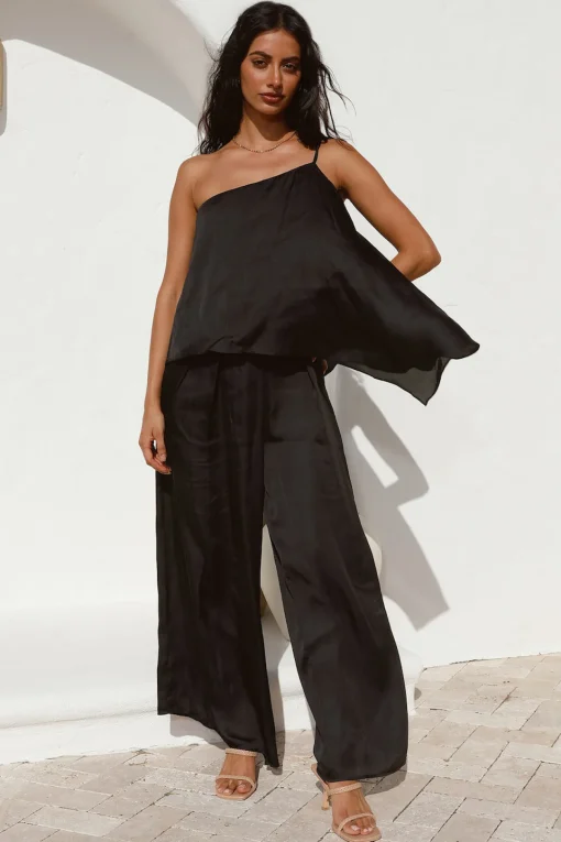 Moving In Pants Black