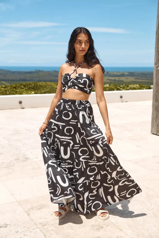Panoramic Views Crop Halter Top Black