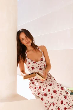 Romanticise Halter Maxi Dress Pink