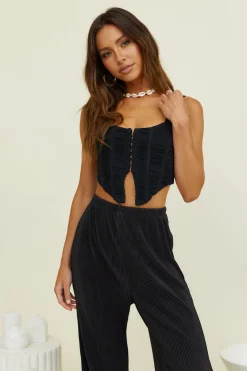 Running Flow Crop Top Black