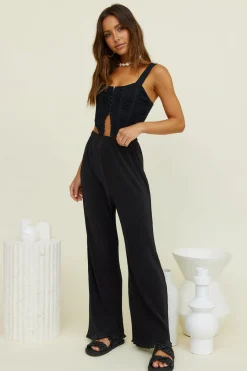 Running Flow Crop Top Black