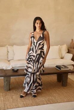 Siren Calling Maxi Dress Black