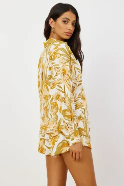 Summer Sweethearts Shorts Yellow
