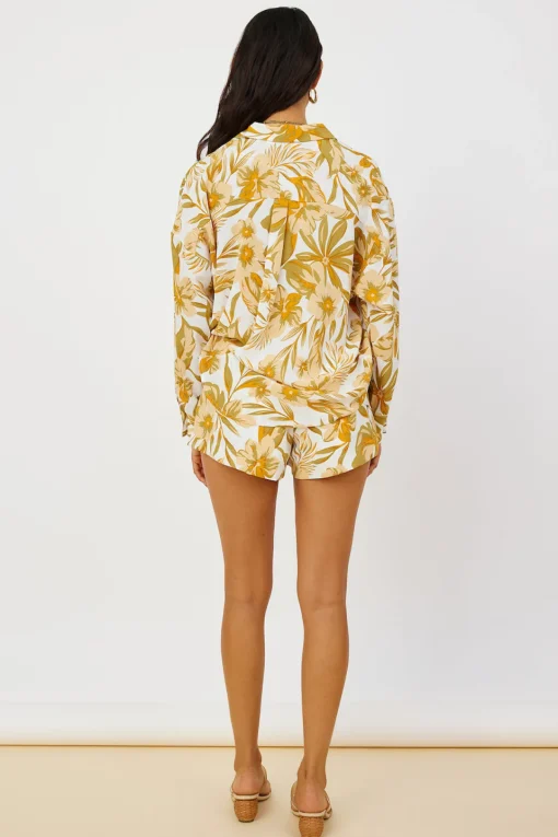 Summer Sweethearts Shorts Yellow