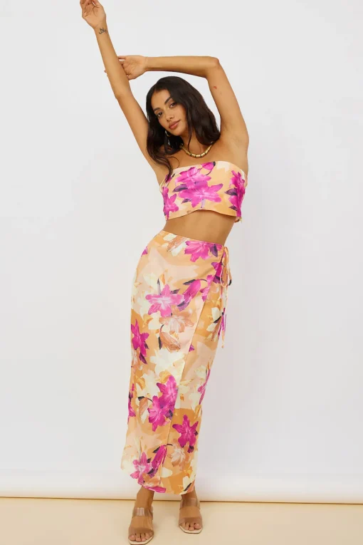 Sun On My Shoulder Crop Top Floral