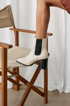 VERALI Link Chelsea Gusset Boots Bone