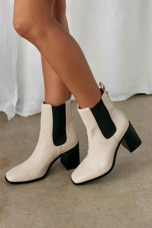 VERALI Link Chelsea Gusset Boots Bone