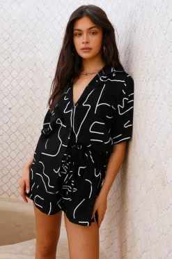 Vibrant Sunrise Set Black